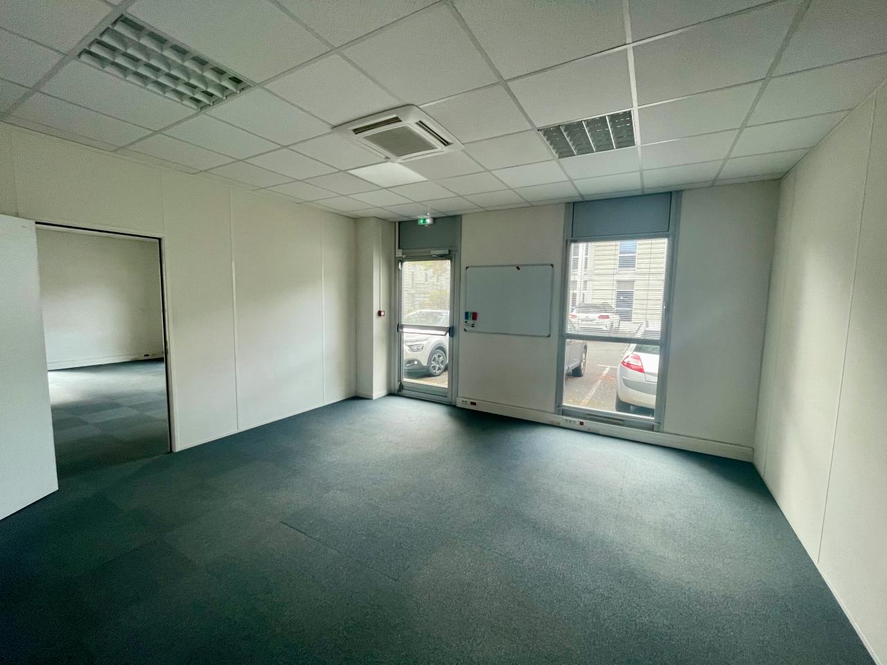 Bureau Nantes 1200m² Vente bureau Nantes Loire-Atlantique OVBUR2426116 6